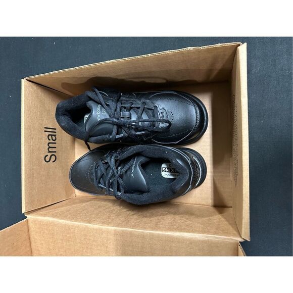 New Balance 577v1 WW577BK Black Walking Shoes Sneakers 7 - Picture 1 of 8